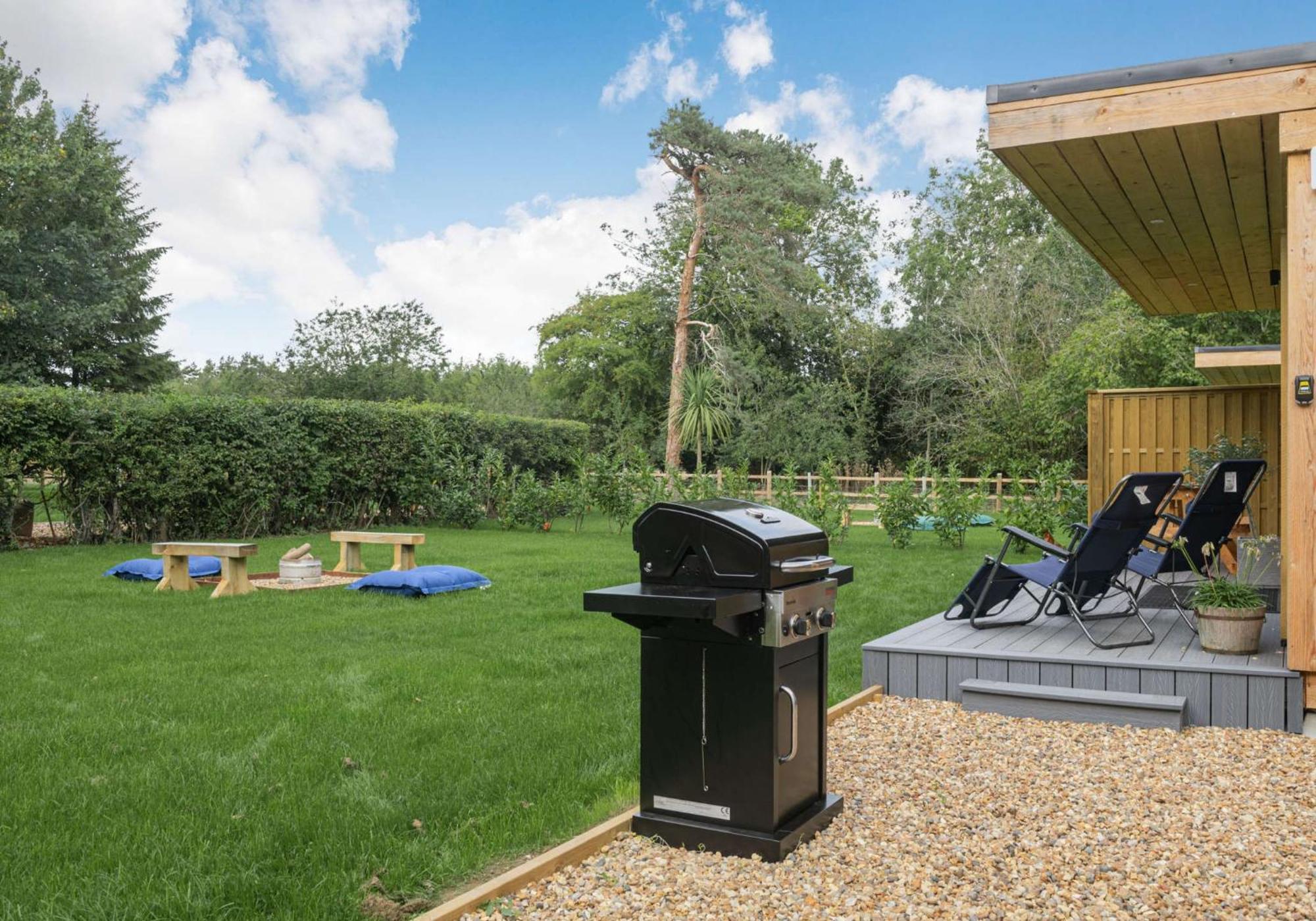 City To Country Retreat Luxury Lodges With Hot Tub, Bbq, Fire Pit Toppesfield Exteriér fotografie